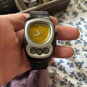 Nike Dual Display Black and Yellow